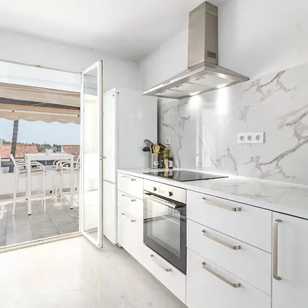 Апартаменты Tenis - Bright Bel-air Flat 2 Beds 3 Terraces Эстепона