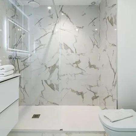 Tenis - Bright Bel-air Flat 2 Beds, 3 Terraces *